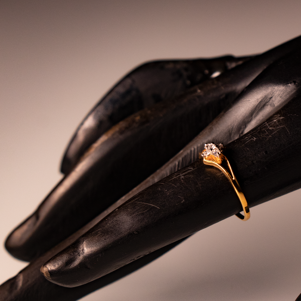 Gold Diamond Ring4